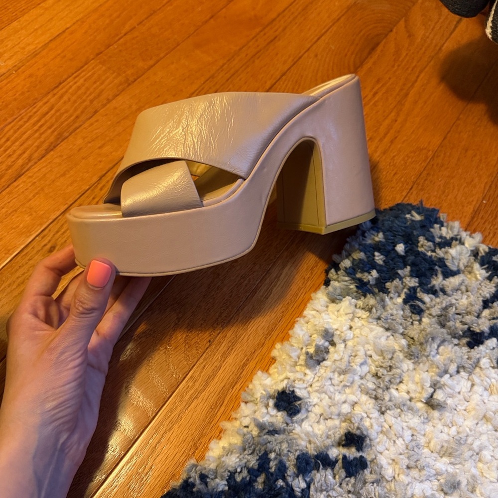 Dolce Vita Nude/Tan Crisscross Square-Toe Slide Mules - Picture 2 of 4